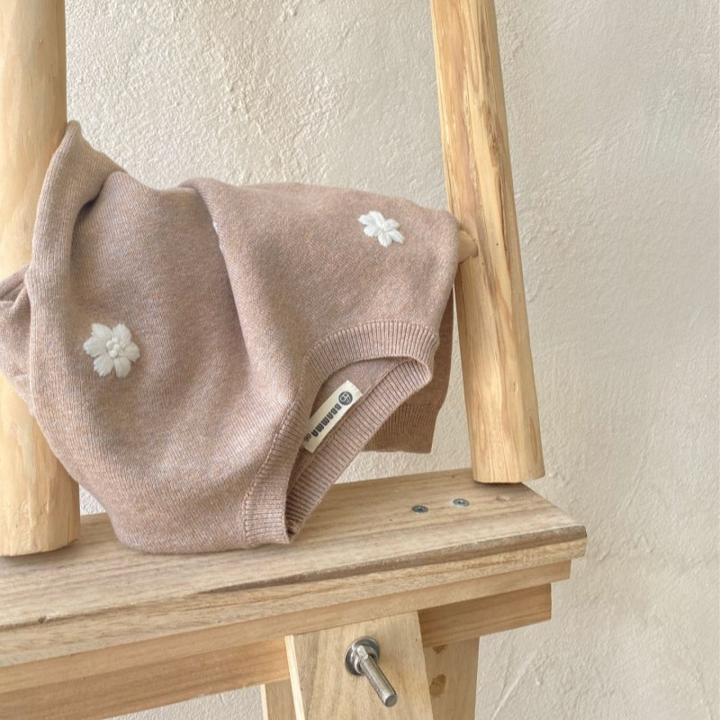 【BABY】韓国風刺繍ニットセットアップSK102203