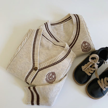 【BABY&KID】刺繍学院風カーディガン、ベストSK100535