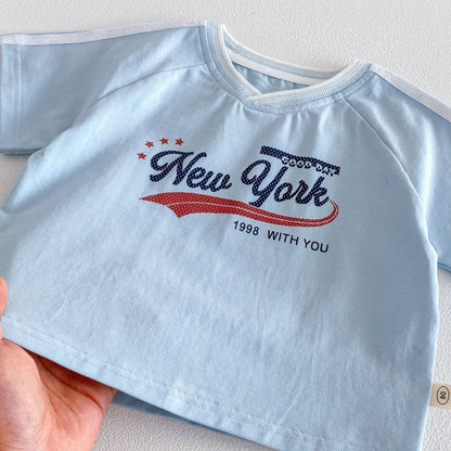 【BABY&KID】夏新作VネックロゴTシャツ、ボーダーショートパンツSK105515