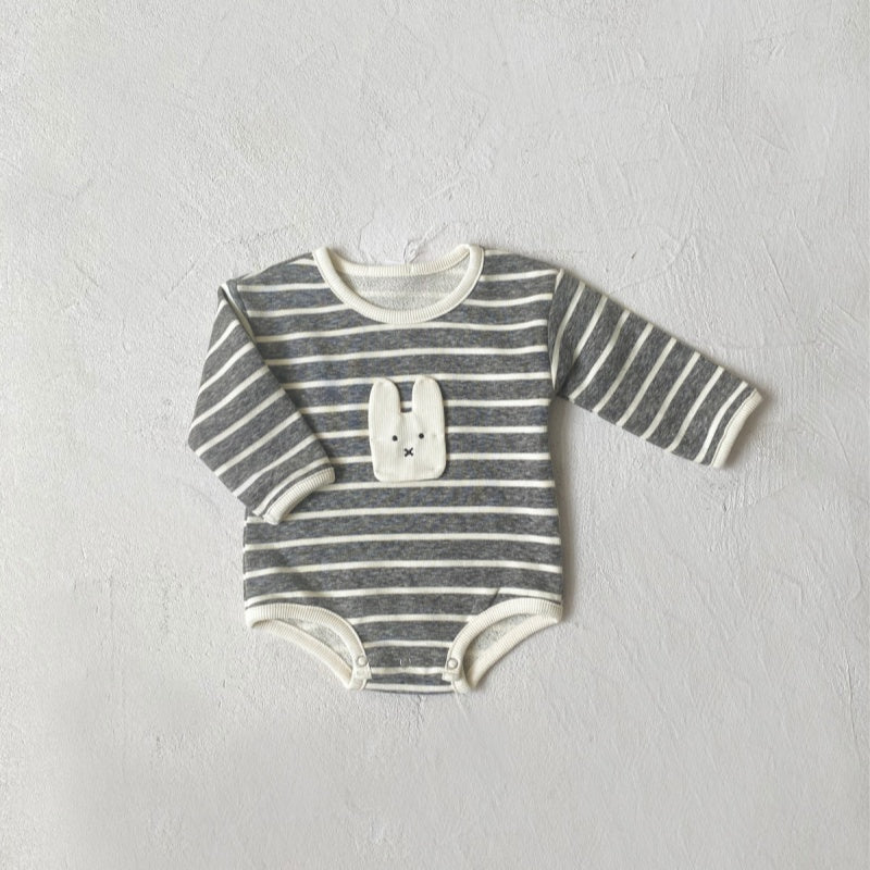 【BABY】レトロストライプうさぎアップリケロンパースSK101903