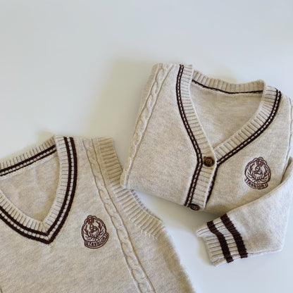 【BABY&KID】刺繍学院風カーディガン、ベストSK100535