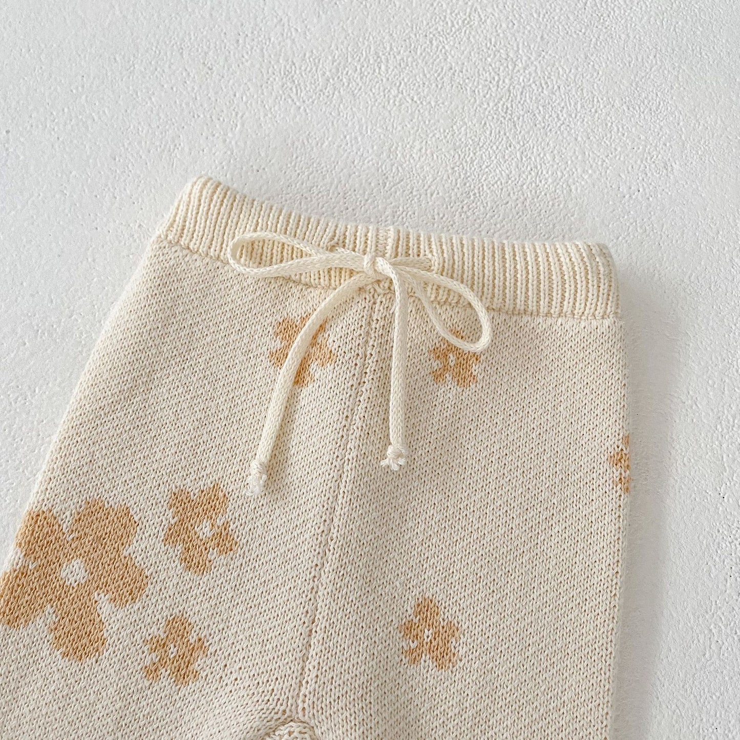 【BABY】フラワーニットカーディガン、パンツ、帽子、SocksSK030604