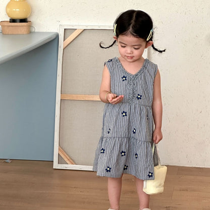 【BABY&KID】夏新作刺繍フラワーストライプセットアップ、ワンピースSK104712