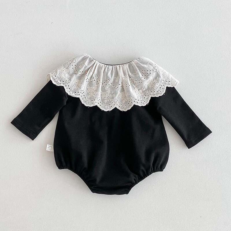 【BABY】花刺しゅう入りレース襟無地ロンパース２色SK11360