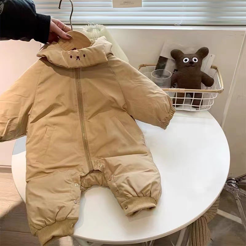 【BABY&KID】冬新作ネコ柄帽子付き中綿キルティングオールインワン　全2色SK11386