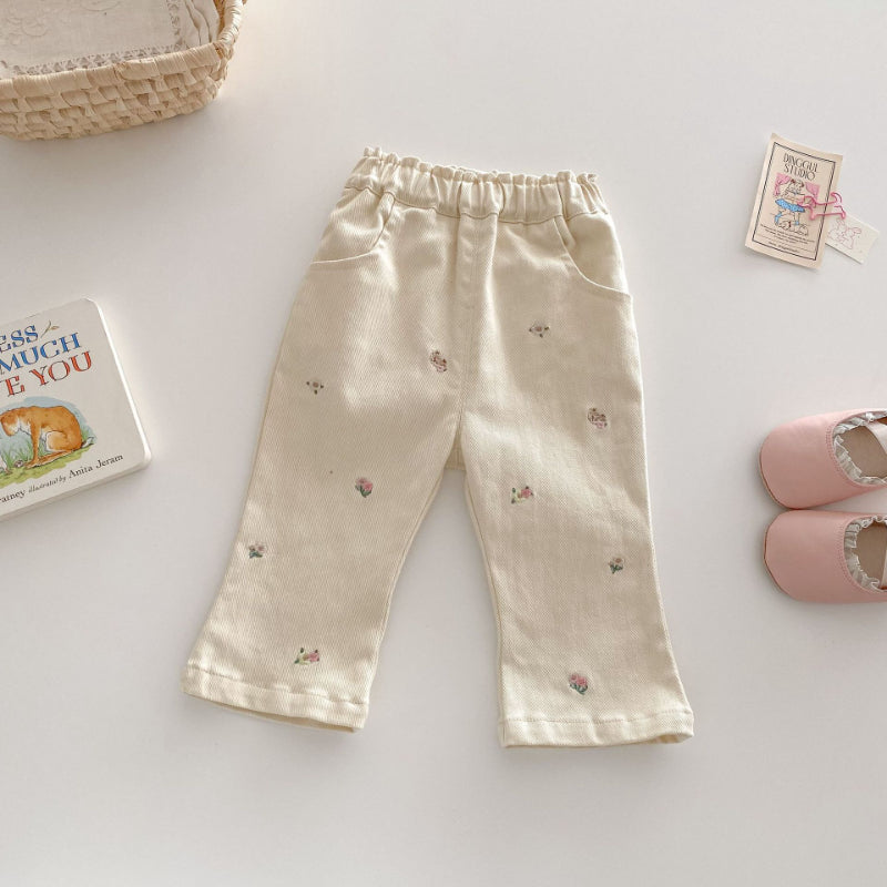 【BABY&KID】夏新作 ピンク刺繍ブラウス、刺繍フレアパンツセットSK070610