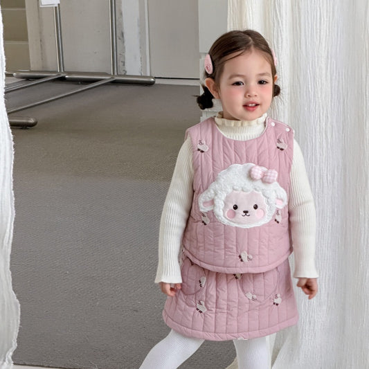 【BABY&KID】冬新作ひつじセットアップ、フリル襟ニットSK108317