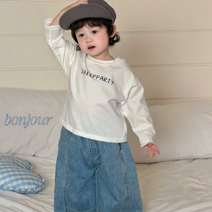 【BABY&KID】ボーダーカーディガン、カートゥーン柄デニムパンツ、ロゴプリント長袖SK104009
