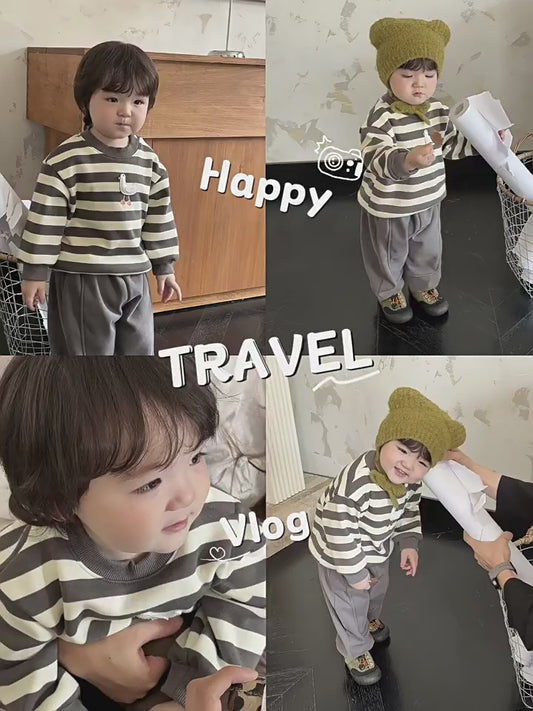 【BABY】アヒル柄暖かいセットアップSK11556